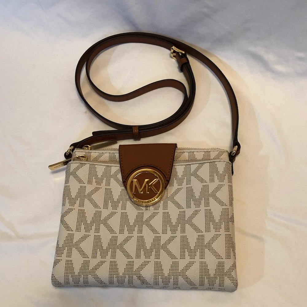 Michael Kors Crossbody